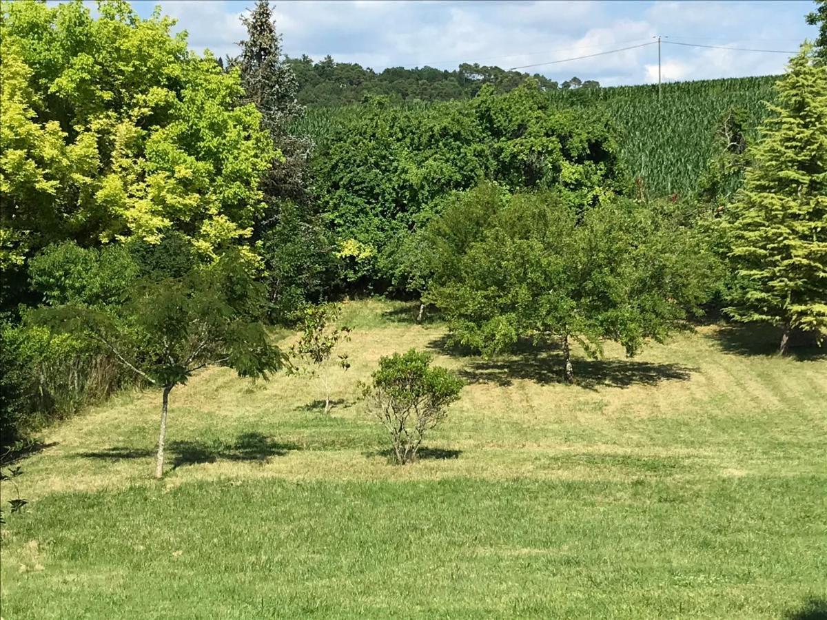 Bed and Breakfast Le Pre Du Val Saint-Astier  Exterior foto